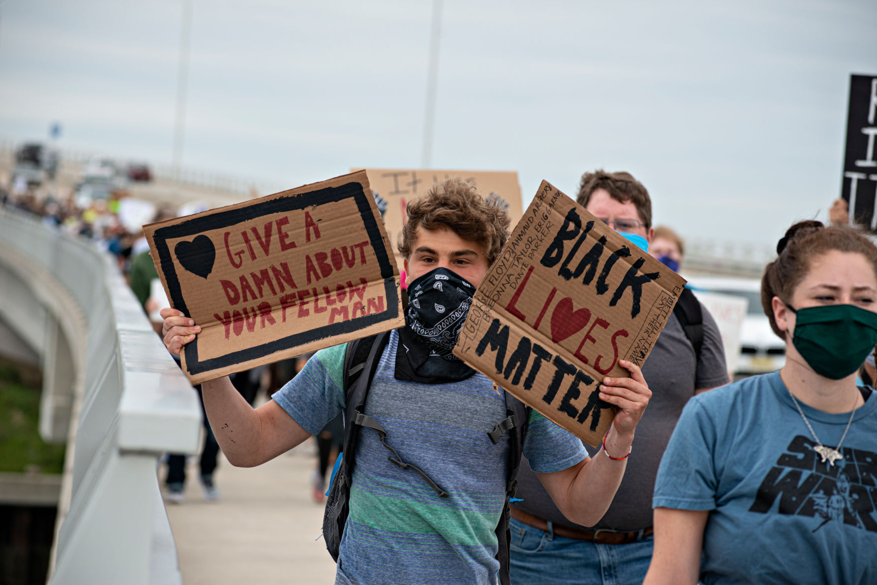 060320_nws_ocprotest